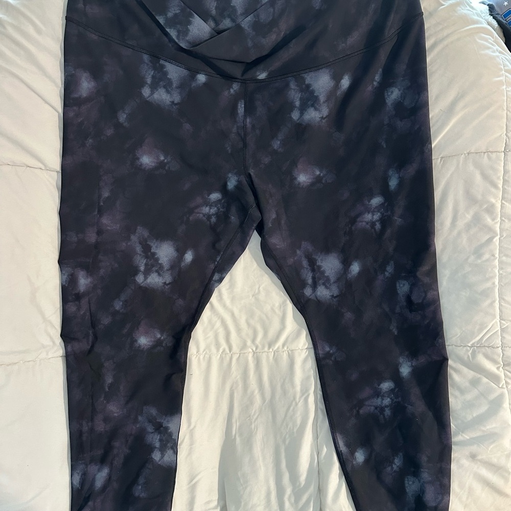 Old Navy Dark Tie-Dye Leggings
